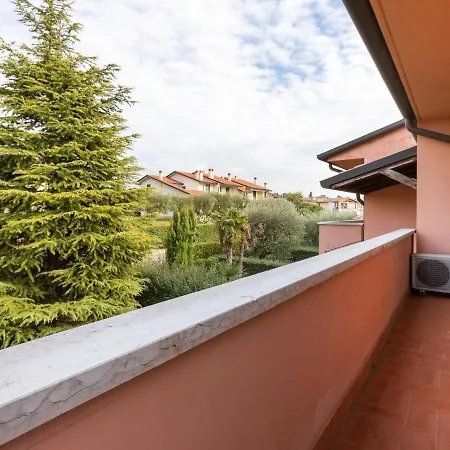 בית נופש Belvilla By Oyo Garden A Quattro