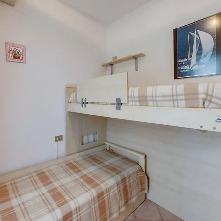 Retreat At Via Toscanini 度假居 *