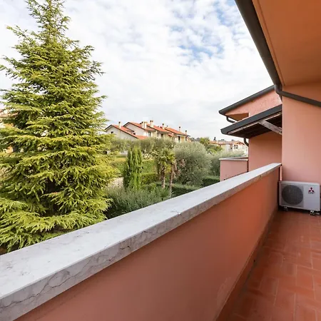 Retreat At Via Toscanini
