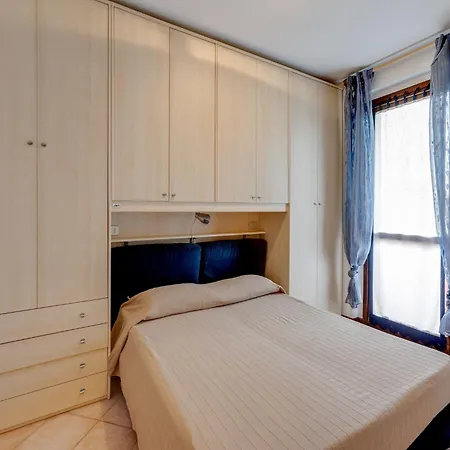 Retreat At Via Toscanini 拉齐塞
